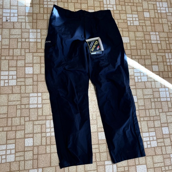 Cabela's Black Gore-Tex Guidewear Men’s Pants size L NWT